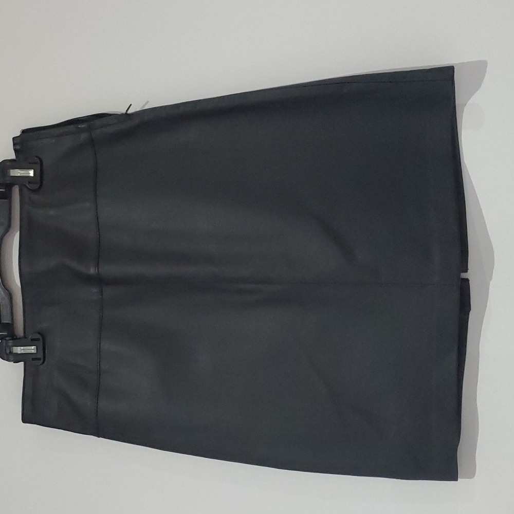 VINTAGE Le Chateau Black Leather mini skirt size 0 Waist 14"